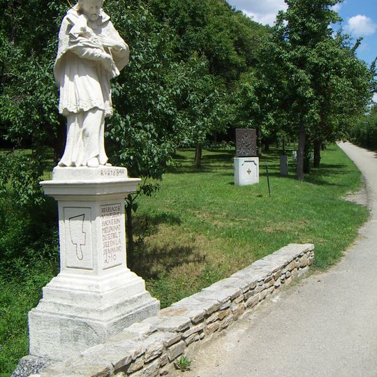 Maissau Statue Johannes Nepomuk