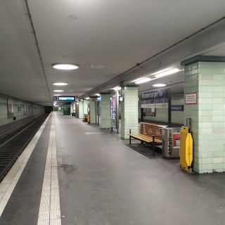 Estação Brandenburger Tor