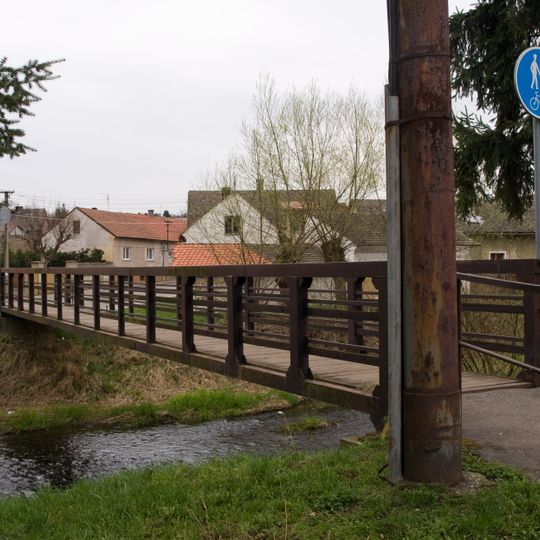 Footbridge over Červený potok in Praskolesy