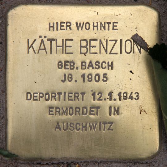 Stolperstein dedicated to Käthe Benzion