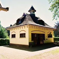 Vennebroek, koetshuis