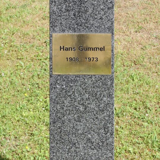 Denkmal für Hans Gummel