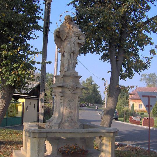 Sloup se sochou svatého Jana Nepomuckého