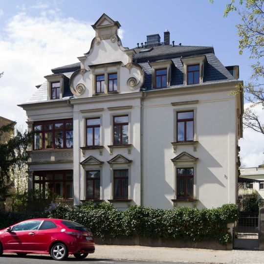 Lene-Glatzer-Straße 3