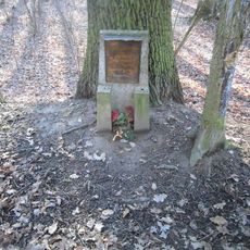 Pomník padlým jihovýchodně od Šťáhlav