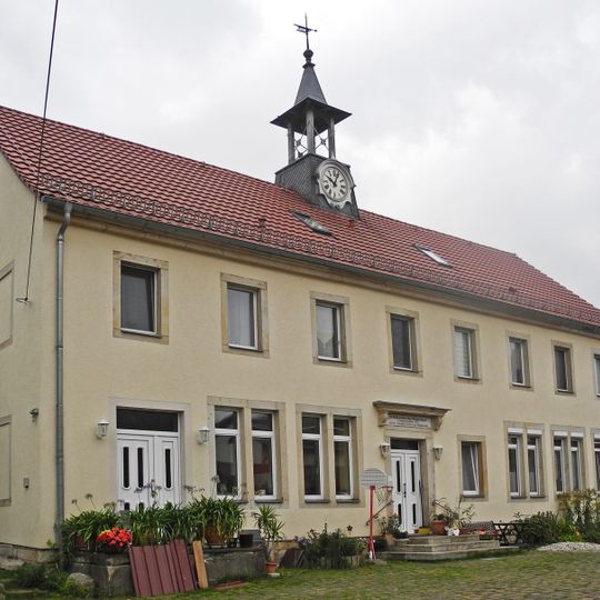 Schule Quohren und Kleincarsdorf Kipsenstraße 2