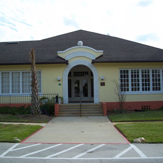 Dickinson Memorial Library and Park