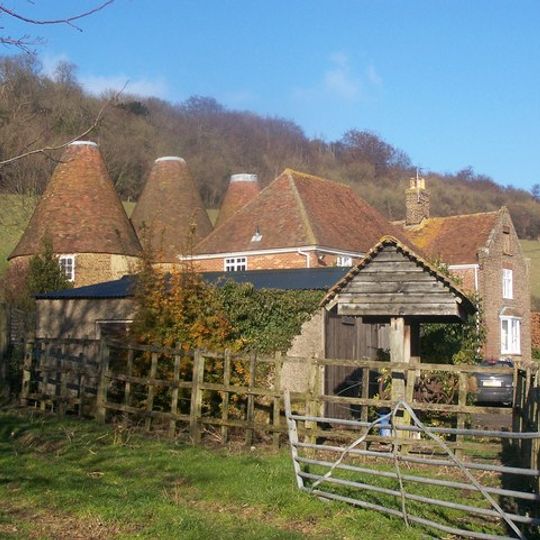 Court Farm