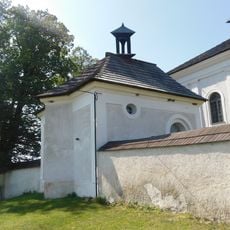 Jihovýchodní kaple u kostela Nejsvětější Trojice v Andělské Hoře