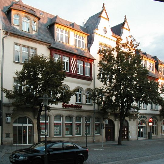 Wohn- und Geschäftshaus Hauptstraße 25/27