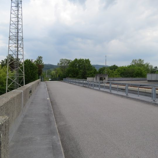 Melk power station dam