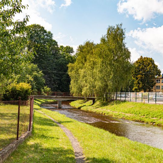 Most ulice Krajkářská přes Zdobnici