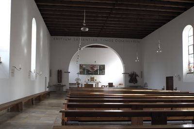 Interior 0
