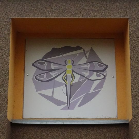 Domovní znamení Vážka