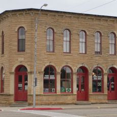 Cummins Block Building