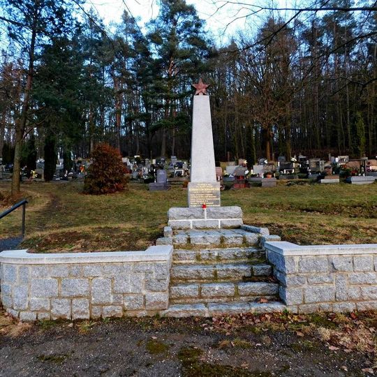 Pomník padlým rudoarmějcům v Poříčí nad Sázavou