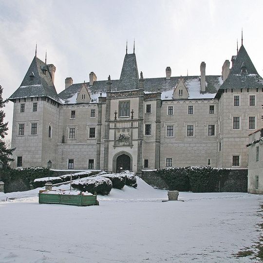 Žleby Castle