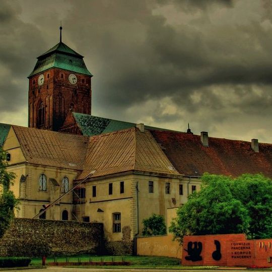 Klasztor, ob. plebania