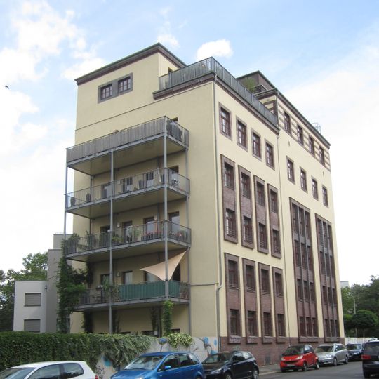 Brauereigelände Täubchenweg 5; 7