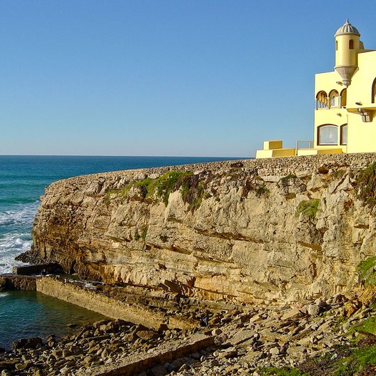 Bateria Alta ao norte da Praia da Água Doce