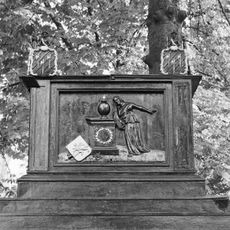 Grave monument  of Thomas Ainsworth