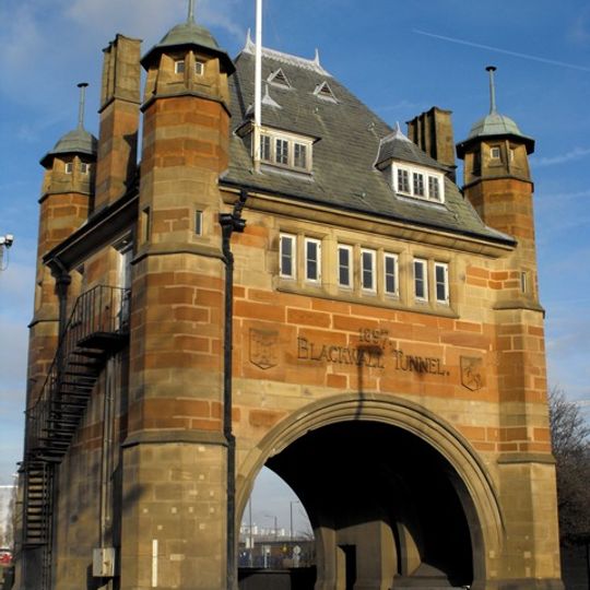 Southern Tunnel House