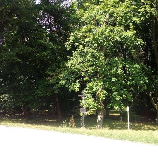 Kříž u parku v Pacově