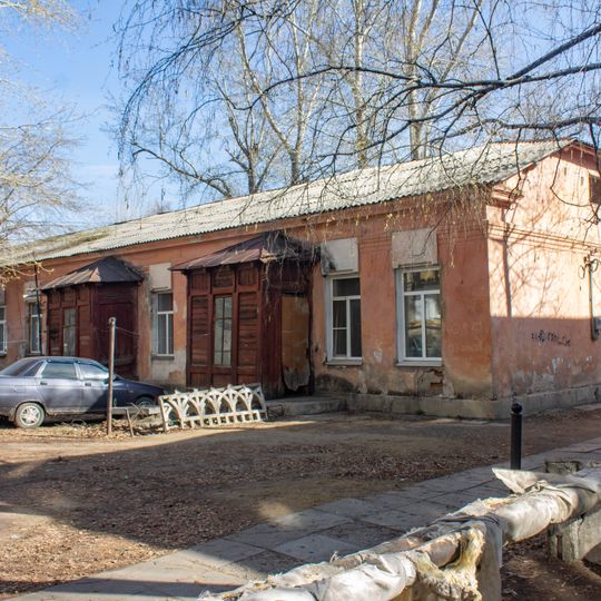 Дом, в котором в 1916-1918 гг. жили активные борцы за советскую власть Ф.В. и П.Ф. Петровы