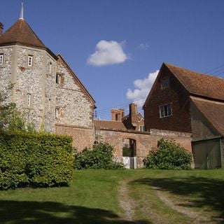 Greys Court Well House