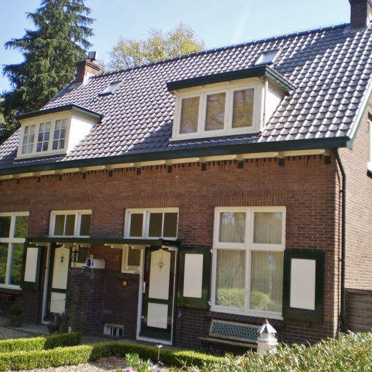 Van Weerden Poelmanweg 1-3