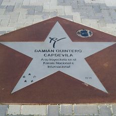 Placa a Damián Quintero Capdevila