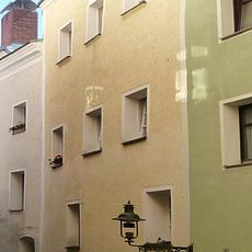 Ehemaliges Stadtgerichtsgefängnis, wohl ehemaliges Schergenhaus, seit 1808 Wohnhaus