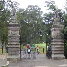 Edinburgh, Arboretum Place, Inverleith Park, Gate Piers