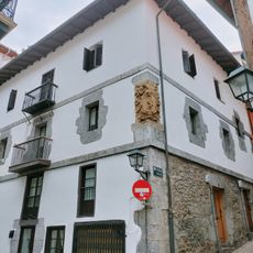 Casa De Los Capellanes De Oxinaga
