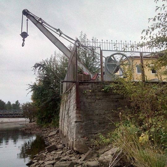 Steam crane in Galley Haven