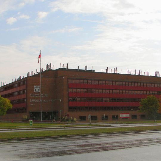 Édifice K. W. Neatby