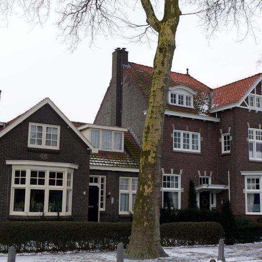Directeurswoning bij het Prins Hendrik Internaat/de Christelijke School voor Schipperskinderen