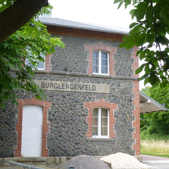Station building at Burglengenfeld station