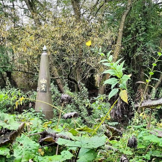 Boundary mark LB 001