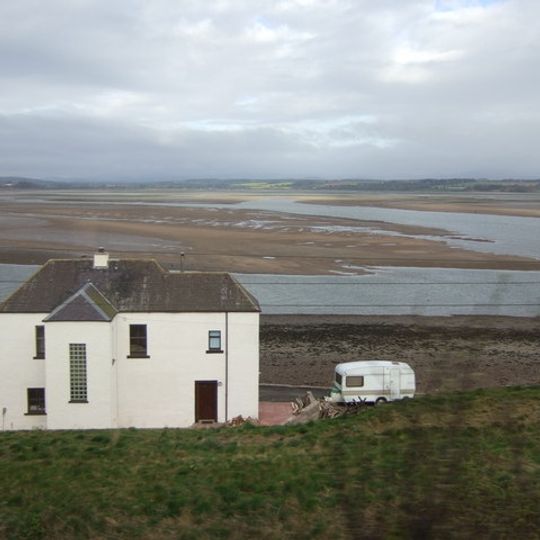 Montrose, 1 Esk Road