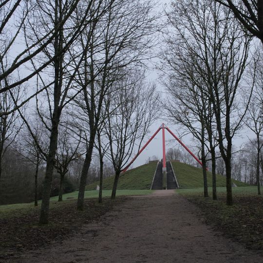 La Pyramide de Montceau