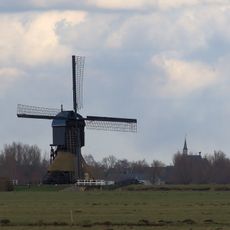 De Middelmolen