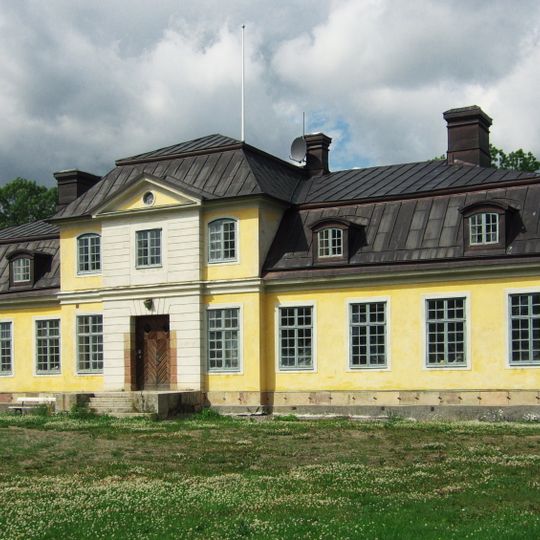 Hedensberg Manor