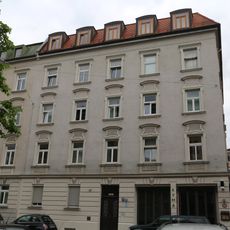 Doppelmietshaus mit Nr. 38