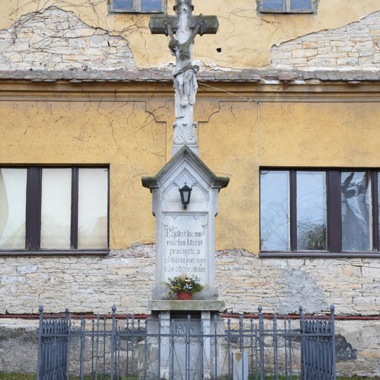 Wayside cross in Hroubovice