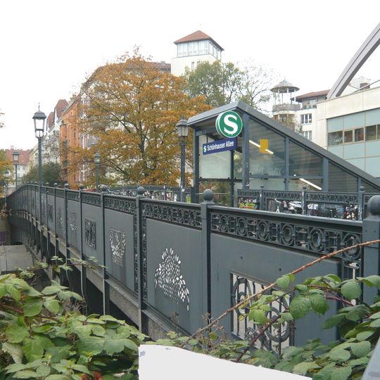 Greifenhagener Brücke