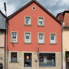 Wohn- und Geschäftshaus