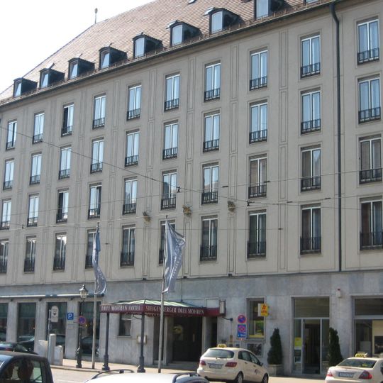 Hotel Maximilian's
