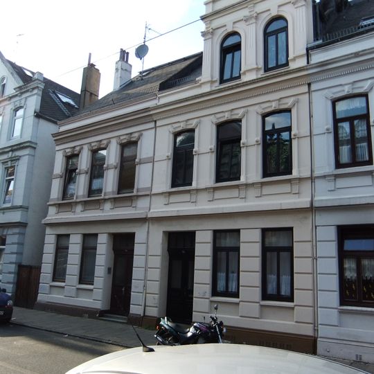 Mietshaus Heinrichstraße 20