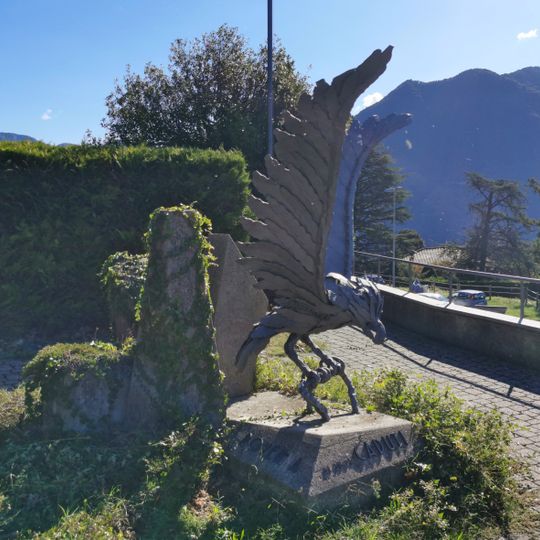 Monumento ai caduti di Rovenna